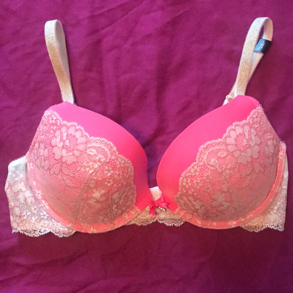 Victoria’s Secret dream angels push up bra